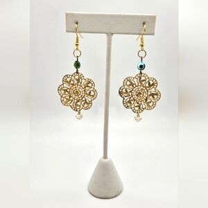 🟢3/$19🟢 Filigree Chandelier Earrings Gold Aurora Borealis Glass Beads